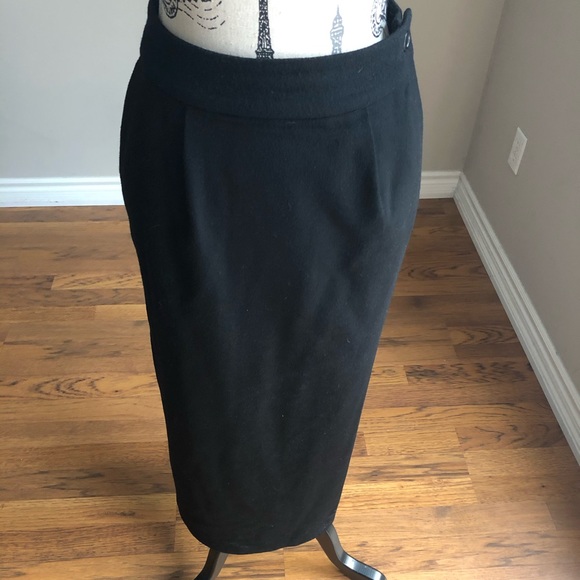 Vintage Anne Klein 100% Wool pencil skirt w/Slit - Picture 1 of 7